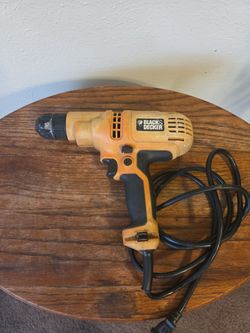 Black @ decker 5.2 electric driver