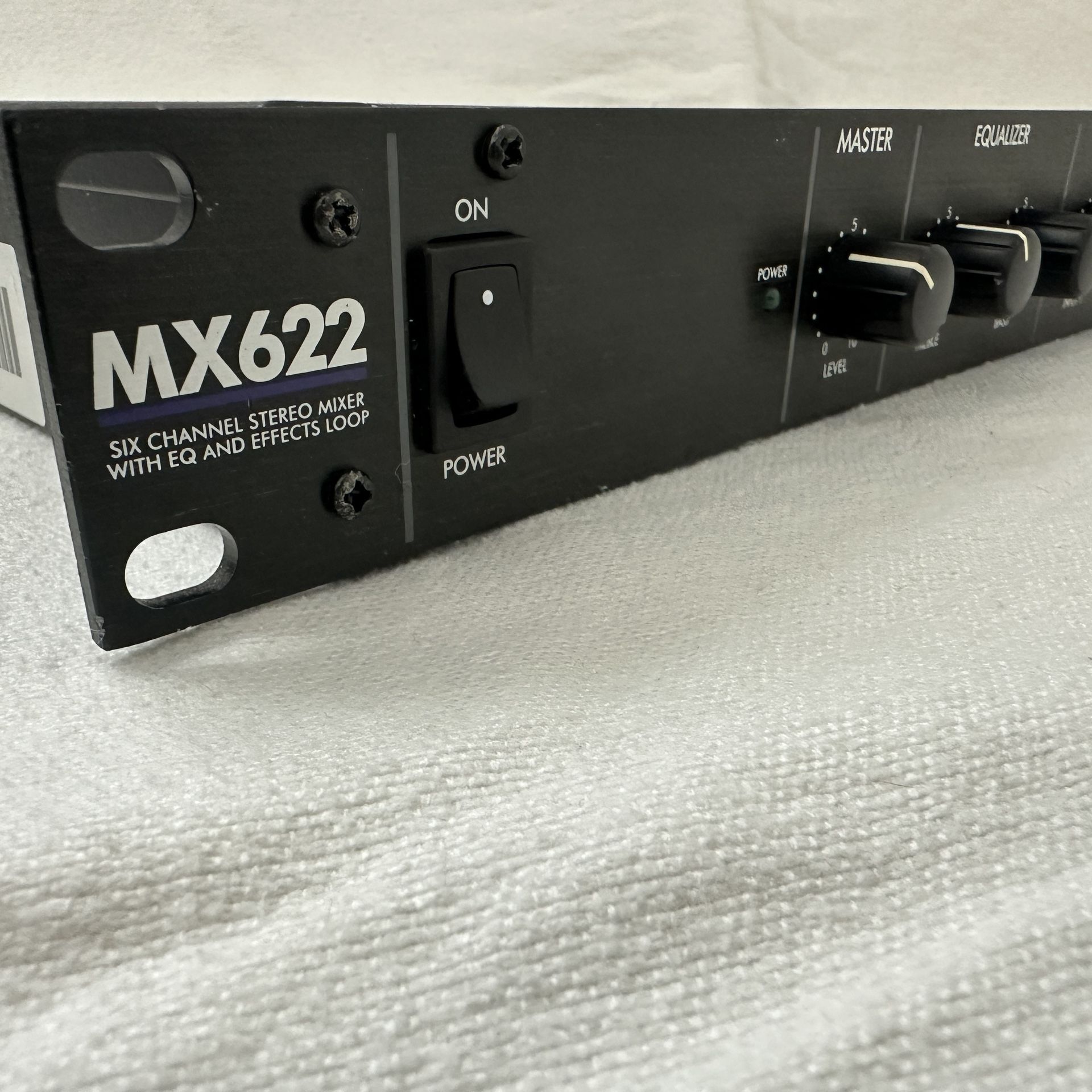 ART MX622 Six Channel Stereo Mixer With EQ And Effects Loop