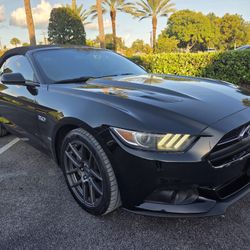 2015 Ford Mustang convertible GT