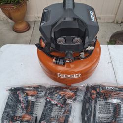 Ridgid 6 Gal. Air Compressor And 3-Tool Combo Kit 
