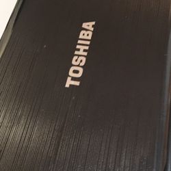 TOSHIBA Satellite  Windows  10 Processor  2.20  GHz Intel Core i7  250 GB Solid State Hardrive   6 GB Memory Ram 