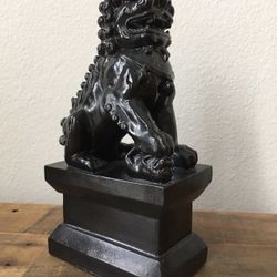 Foo dog home decorating resin figurine black 9”hx5”d NEW 