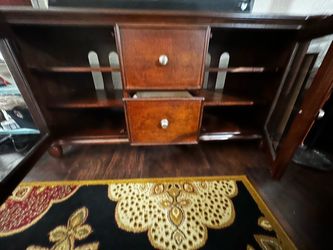 Tv console