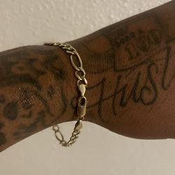 10k Gold Bracelet 