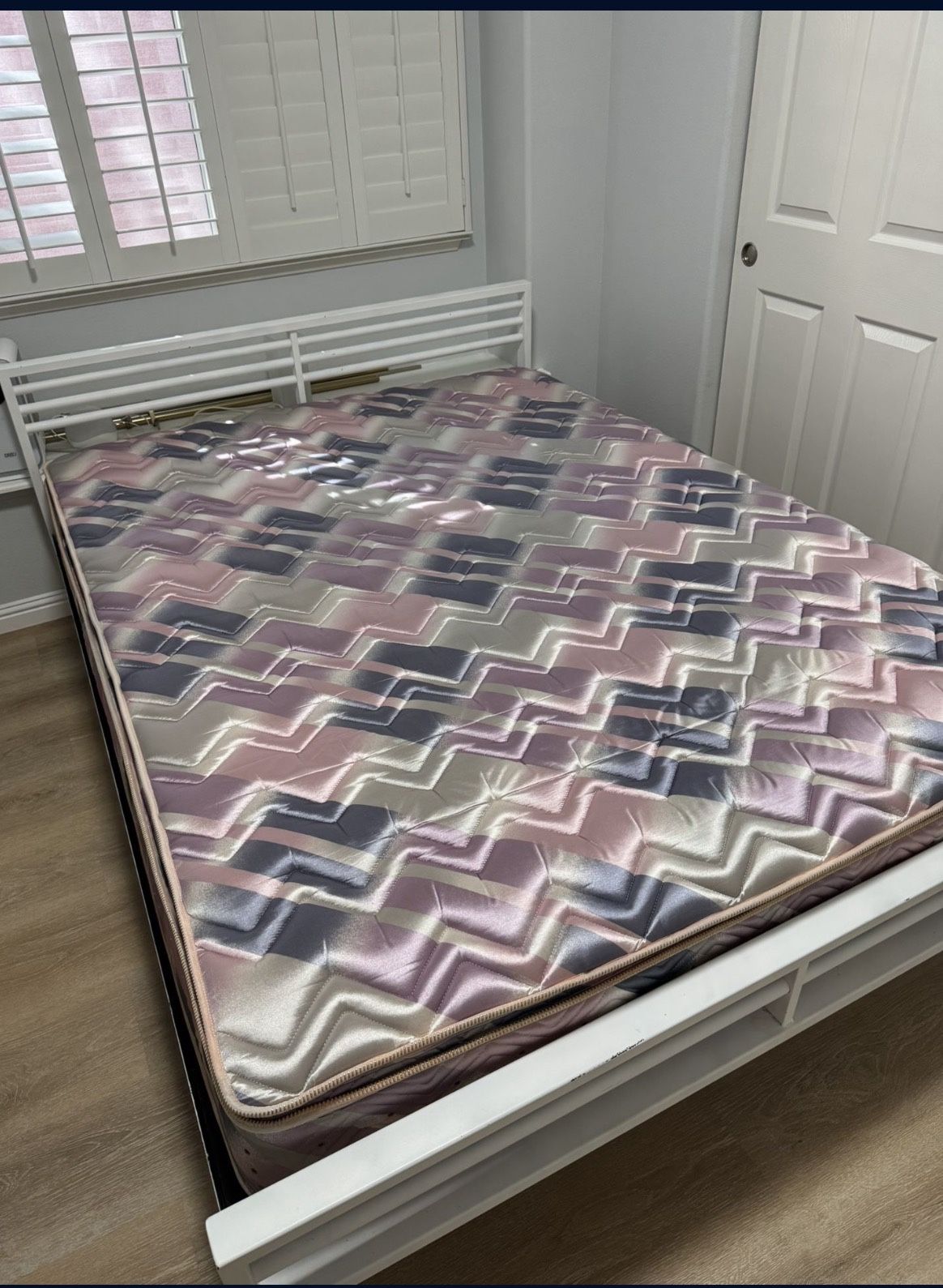 Queen Bed Frame And Mattress