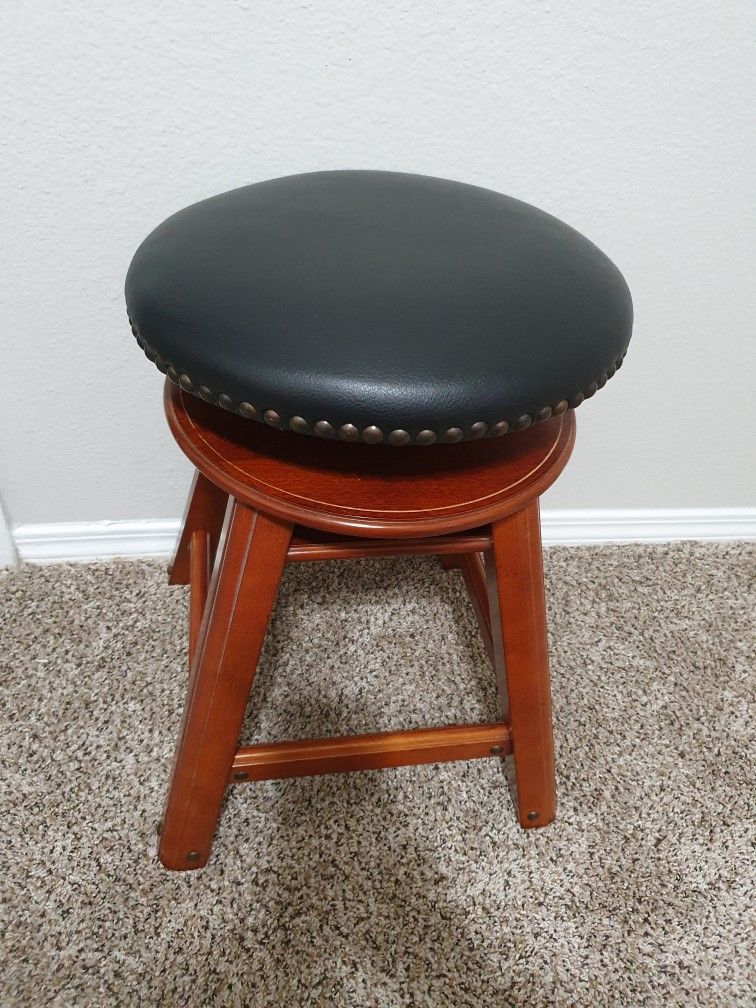 Wooden Stool With Leather Seat With Adjustable Height
