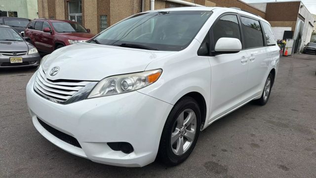 2015 Toyota Sienna