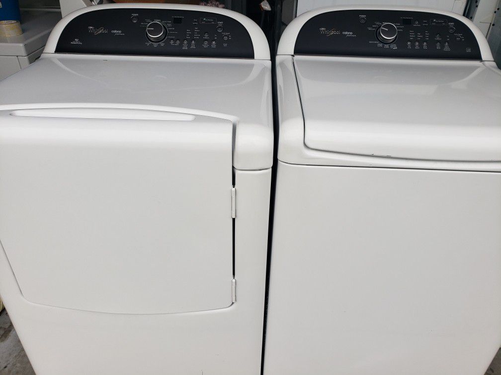 Gently Used And Very Clean Cabrio Platinum Washer/Dryer Set