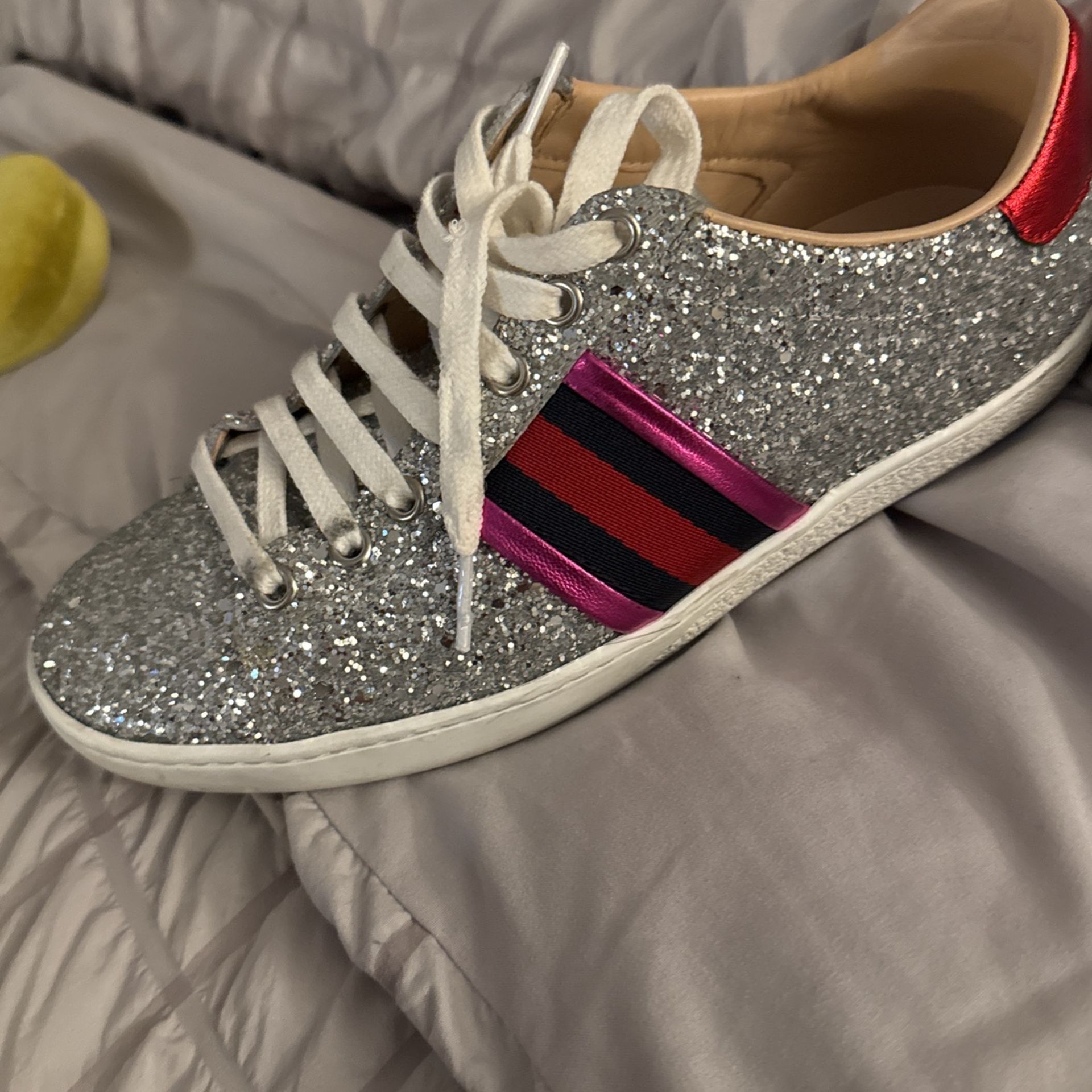 Gucci Sneaker Women’s Size 36G (7)