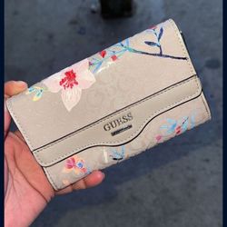 Guess Wallet 