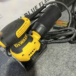 Dewalt Sander 