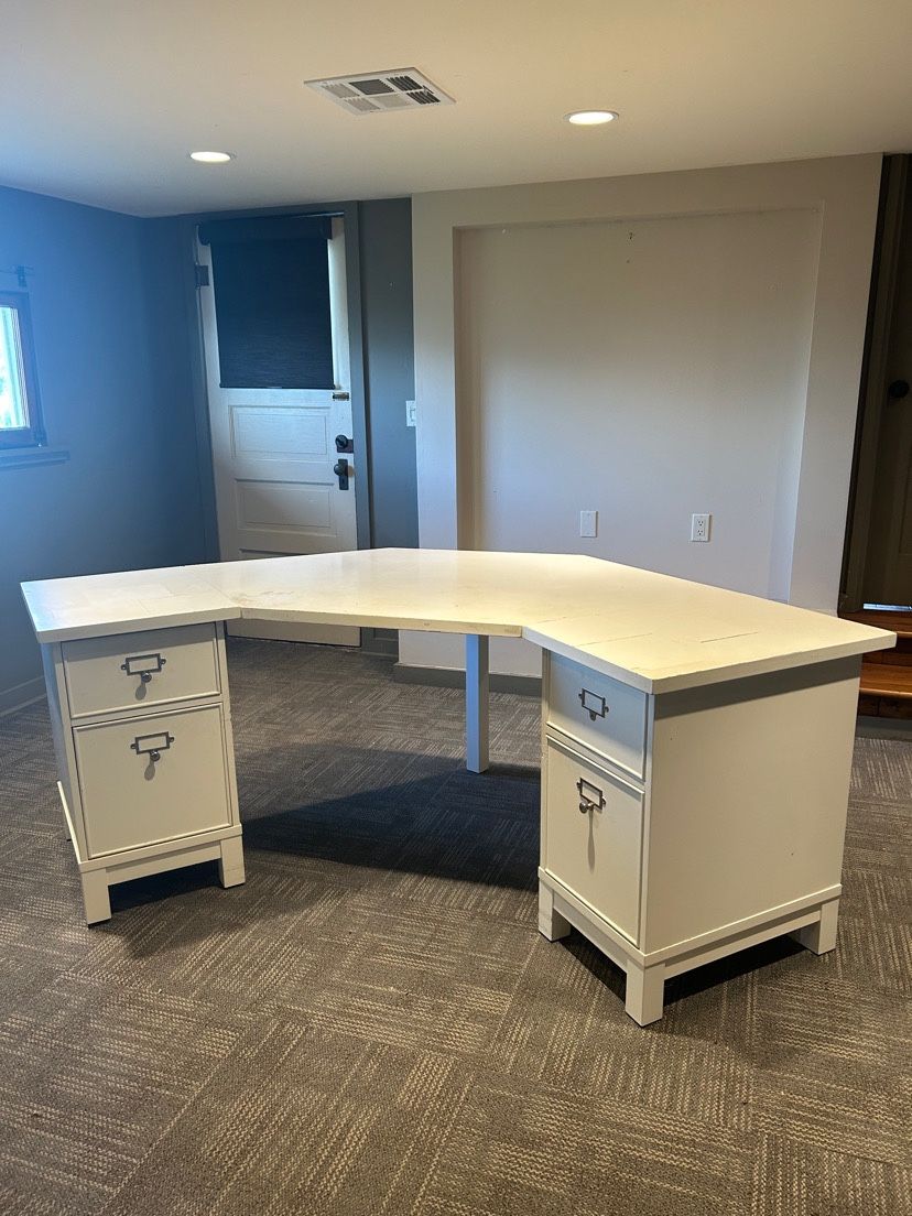 White Pottery Barn Corner Desk, 89”