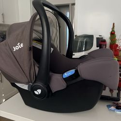 Joie Rue Infant Carseat 
