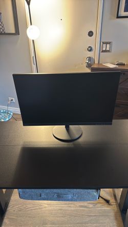 32” computer monitor