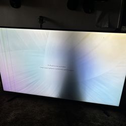 *SCRATCHED* Smart Samsung TV 📺 