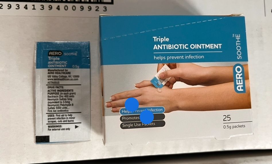4 Cases of Antibiotic Salve Foil Packets .5 grams each (3600 Total)
