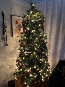 6 1/2 ft Balsam Fir Prelit Christmas Tree