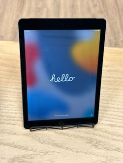 Apple iPad 8th Gen 10.2" – WiFi (Pre-Owned) 💲 $109