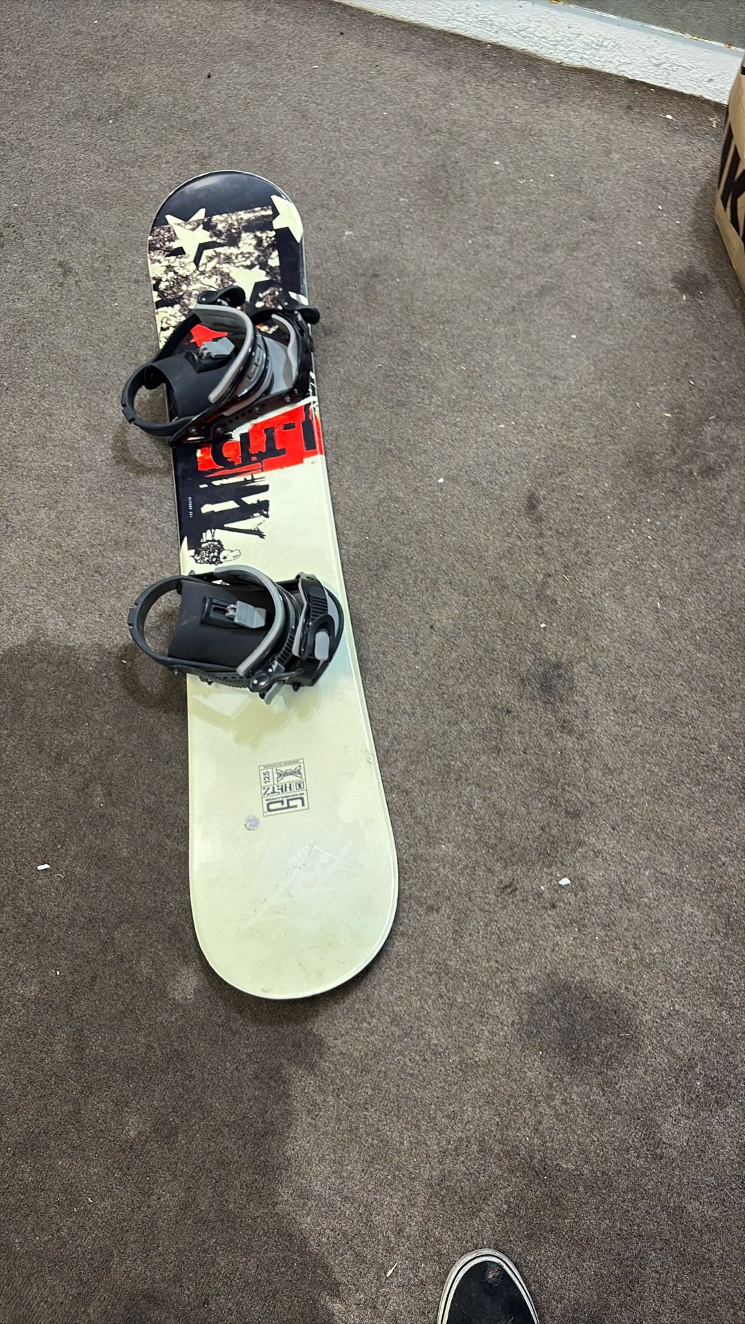 Ltd Snowboard And Binding 125