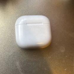 Gen 4 Apple Air Pods 