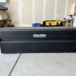 Deezee Tool Box 