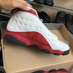 Air Jordan 13 Retro (size 10.5 Men’s)