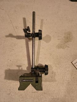 Mitutoyo tools surface gauge..156-502