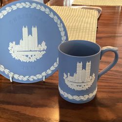 Wedge Wood Christmas Plate & Mug. 1977