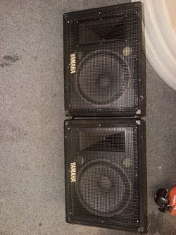 Yamaha speakers