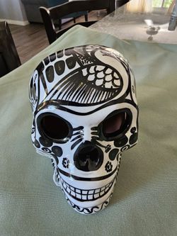 SKULL HAND_PAINTED