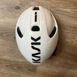 KASK Utopia Aero Cycling Helmet – Size Medium – White/Black – Minor Scratch