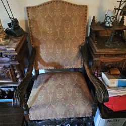 Beautiful French Antique Highly Carved Walnut Throne Chair ! Excellent Condition! Newly Re-upholstered! Circa 1880's! 