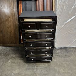 Dresser $150