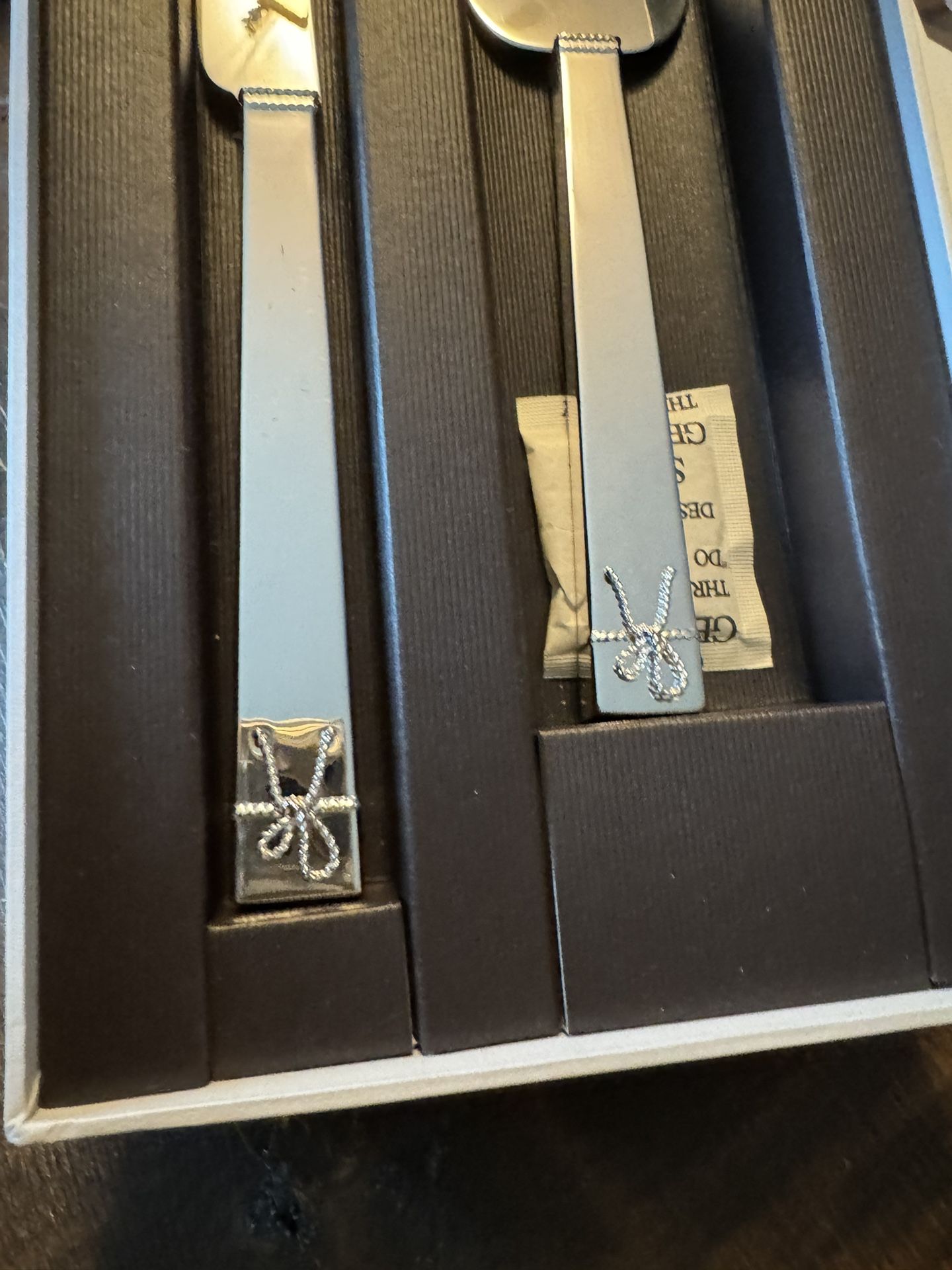 Vera Wang Cake Cutting Set
