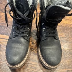 Pajar women’s Waterproof boots! Only Worn Twice 