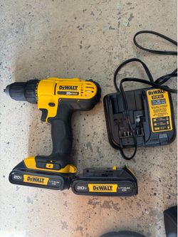 20V MAX Cordless Drill/Impact 2 Tool Combo Kit with (2) 20V 1.3Ah Batteries, Charger, and Bag