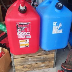 6 Gallon Gas & Water Jugs