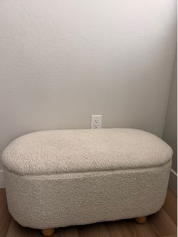 Seat storage