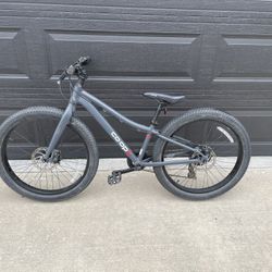 REI Co-op Rev 24 Kids Bike