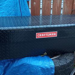 CRAFTSMAN 71.3-in x 14-in x 15.5-in Matte Black Aluminum Crossover Truck Tool Box
Item #(contact info removed) |
Model