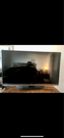 TCL 50" LED TV - Full HD 1080p LED display with HDMI input and built-in speakers