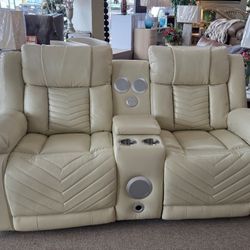 Power Double Reclining Loveseat w/