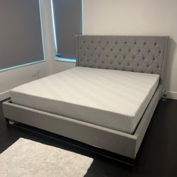 King Bed Gray 