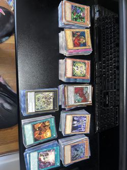 YU-GI-OH! Bulk ~1000 Cards, Lots Of Holos 