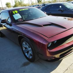 2019 Dodge Challenger Only 65,000 miles