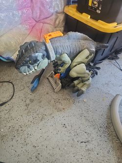 Universe Studio T - Rex