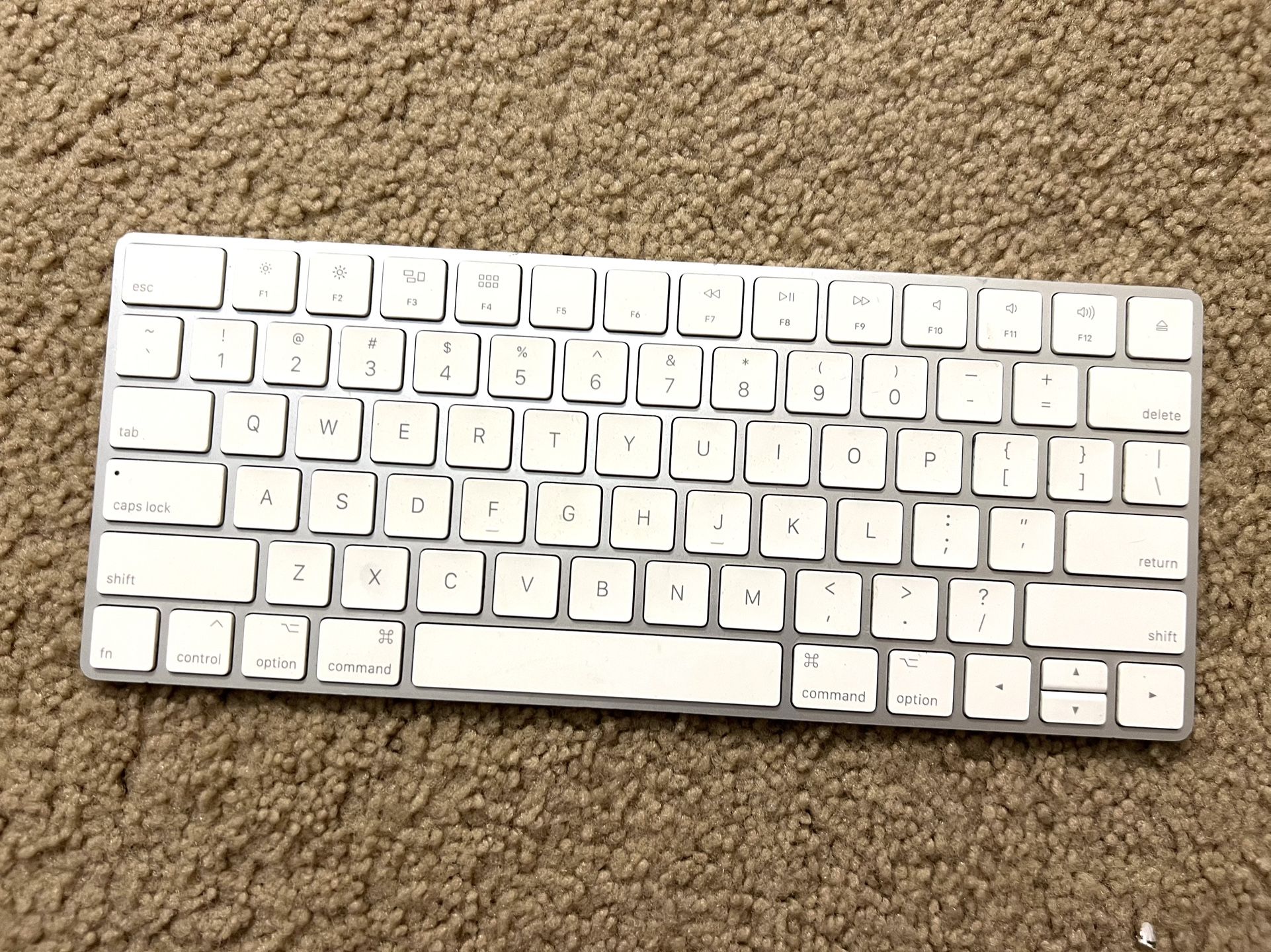Apple Keyboard USB