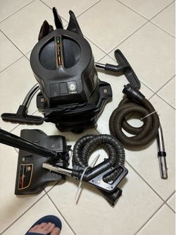 REFURBISHED: Rainbow e-Series Complete Water Vacuum System - $325 OBO