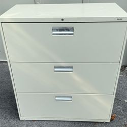 Hon File Cabinet With File Racks