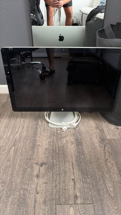 Apple 27” Thunderbolt Display